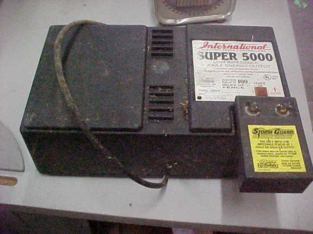 International Electric Fence Controllers Super 5000 industrial electronic unit