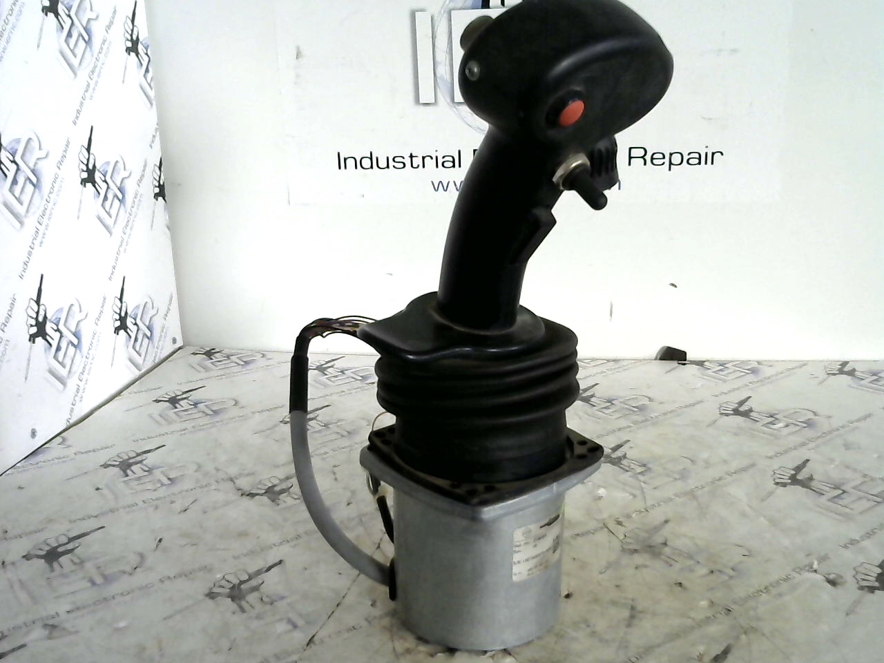 Wirtgen 2196303 industrial electronic unit