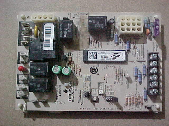 Emerson Climate Technologies 4702G industrial electronic unit