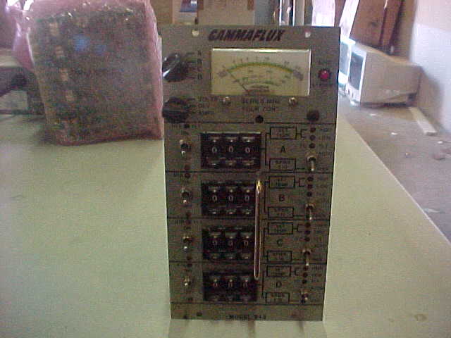 Gammaflux 943 industrial electronic unit