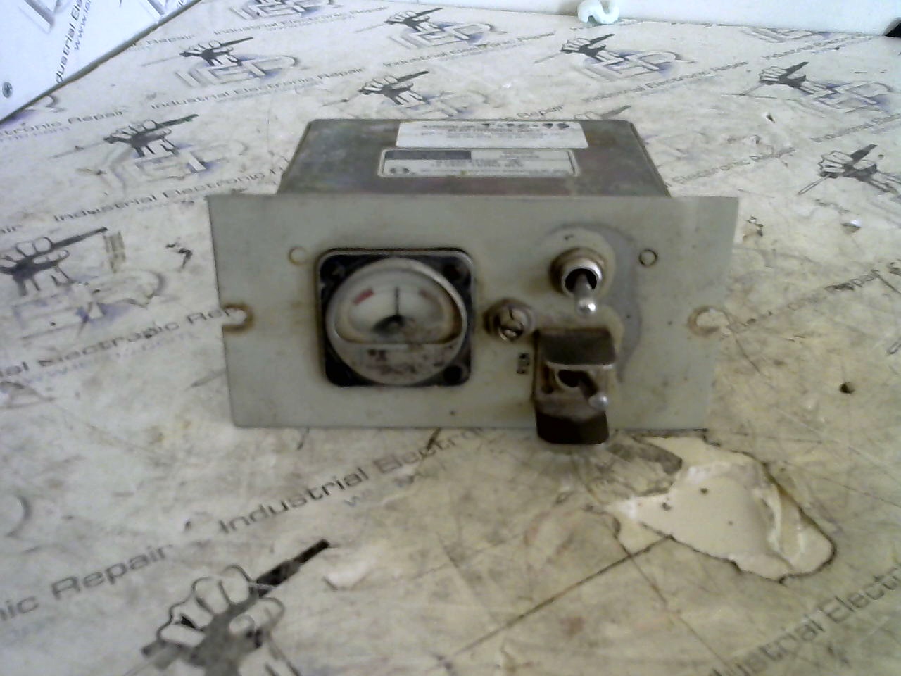 Sundstrand Mobile Controls R7232A1028 industrial electronic unit