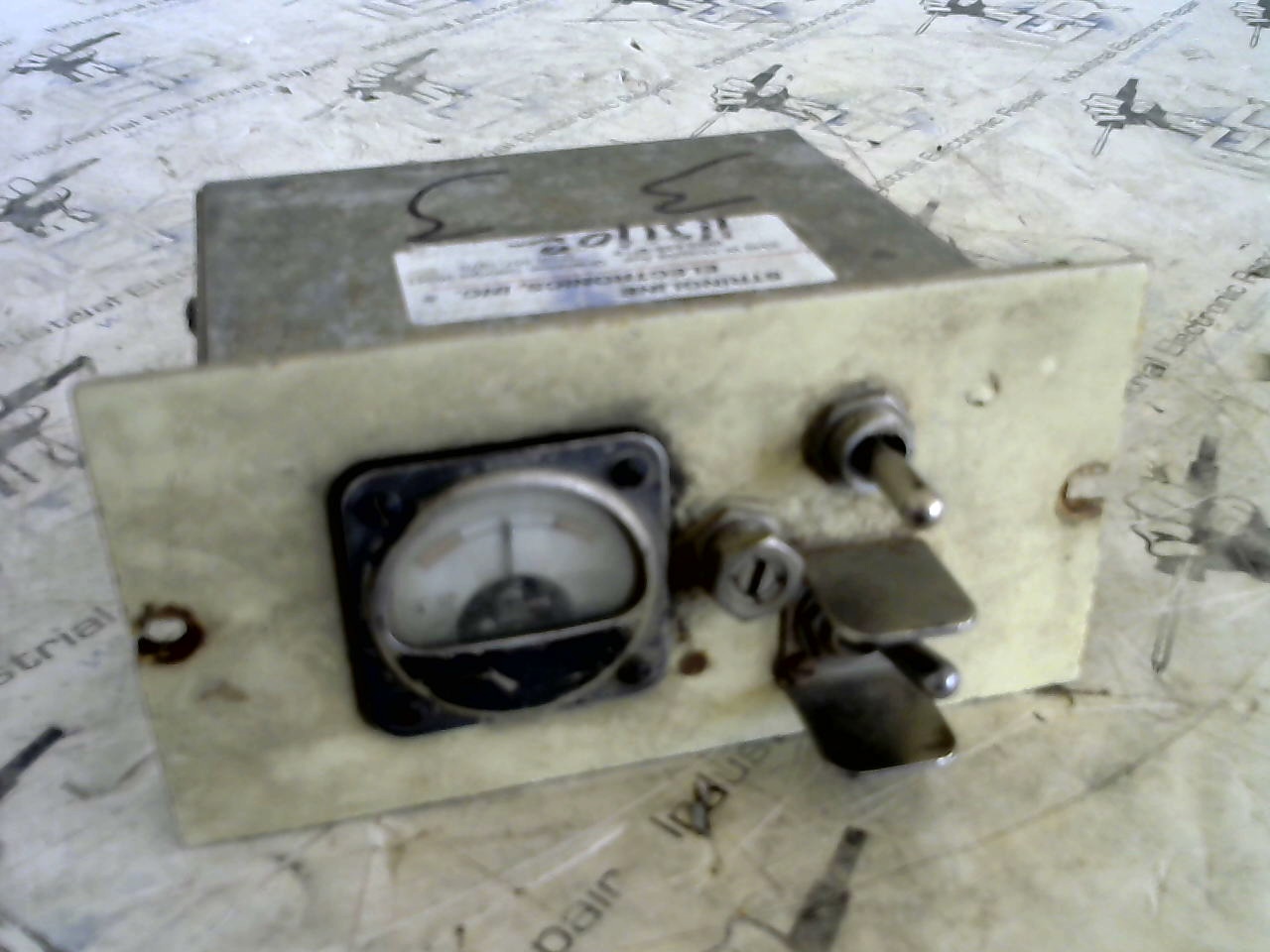 Sundstrand Mobile Controls R7232A1028 industrial electronic unit