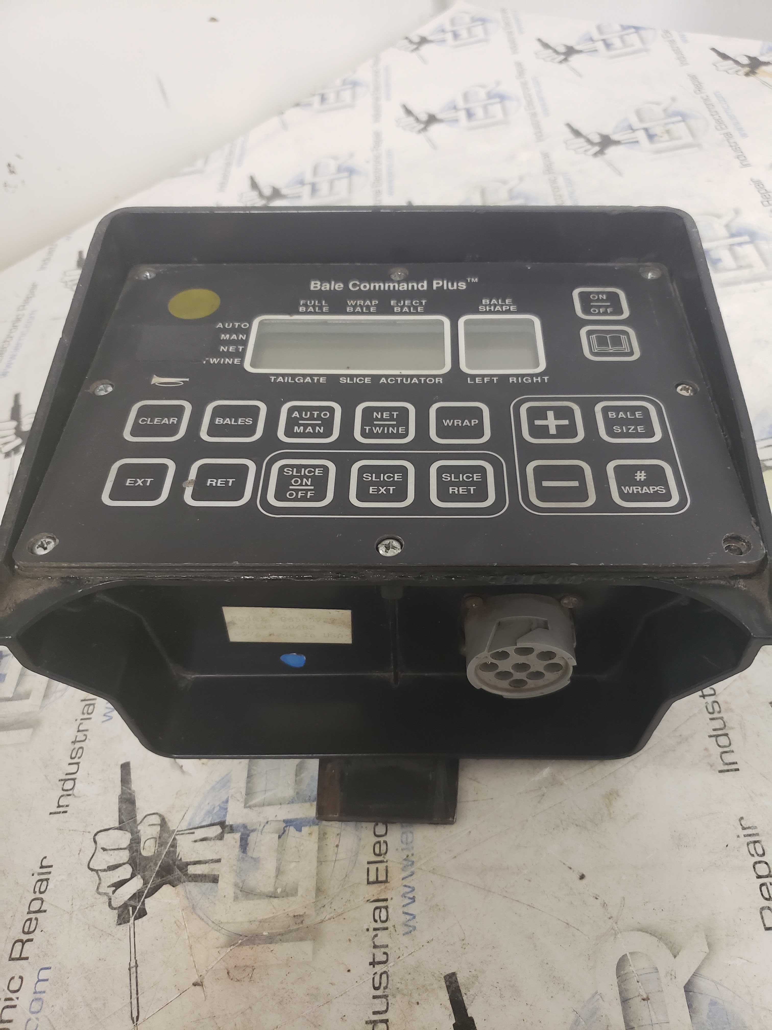 Farmtronics 86505929 industrial electronic unit