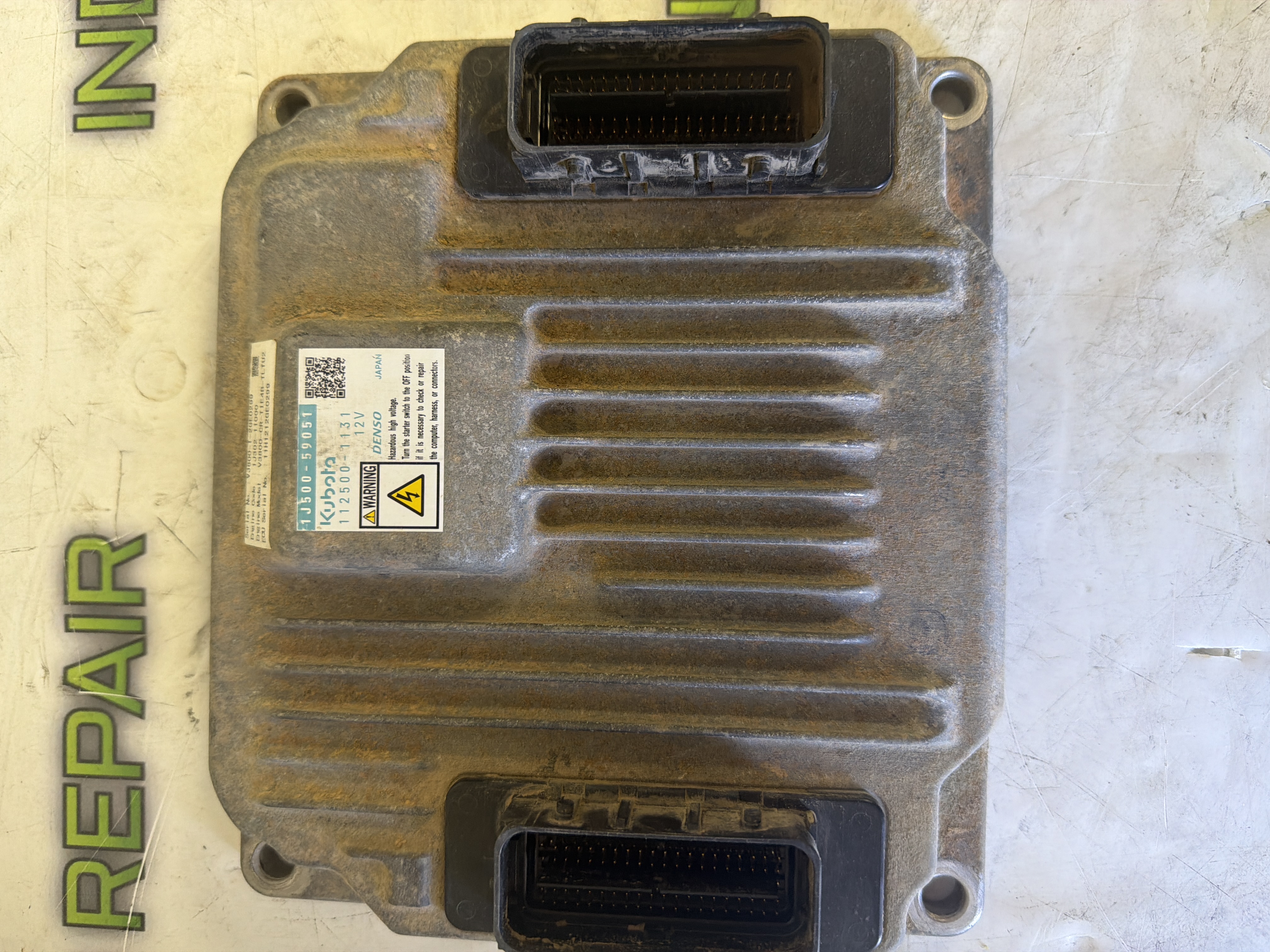 Kubota 1J500-59051 industrial electronic unit