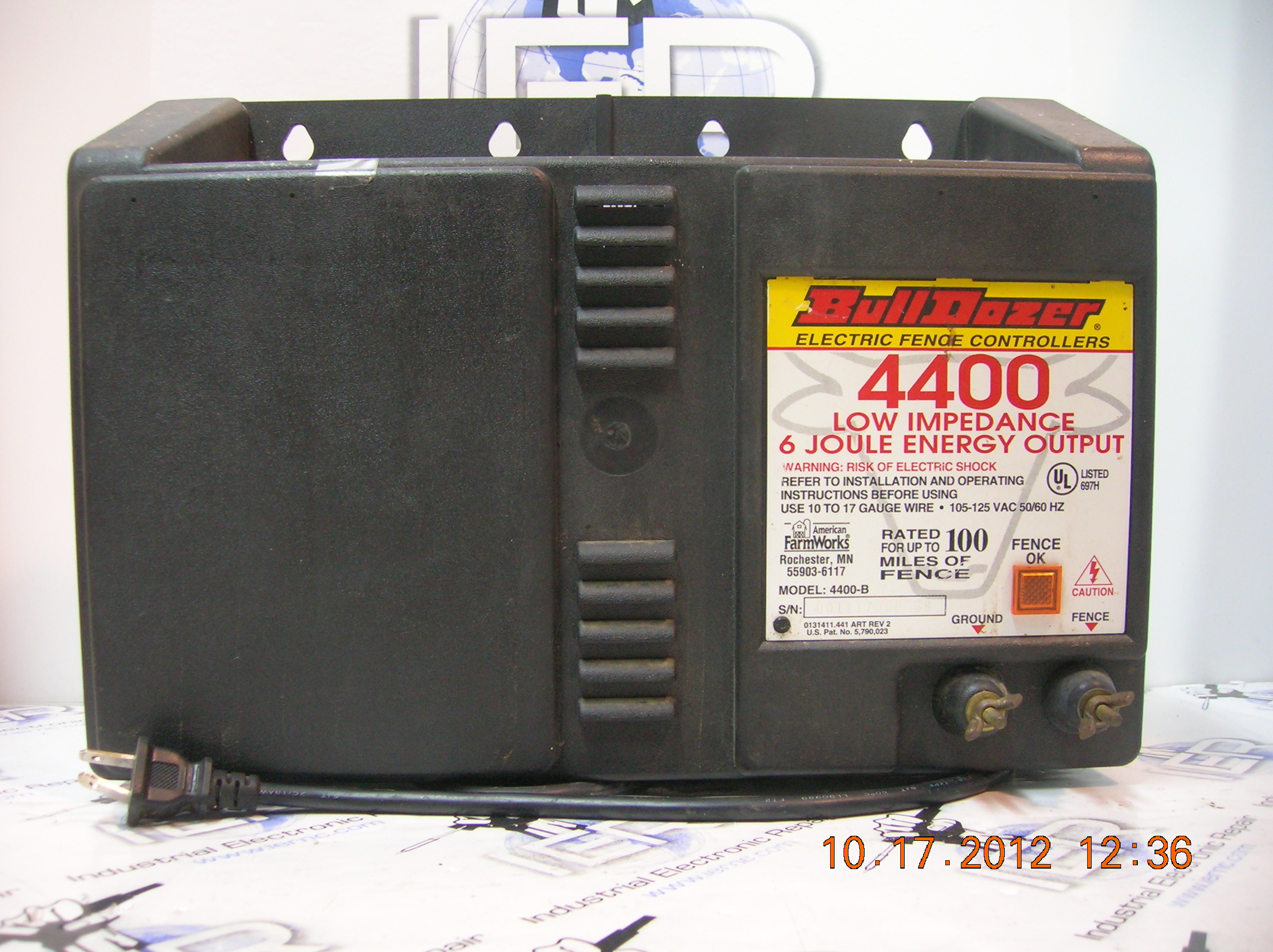 American Farmworks 4400-B industrial electronic unit