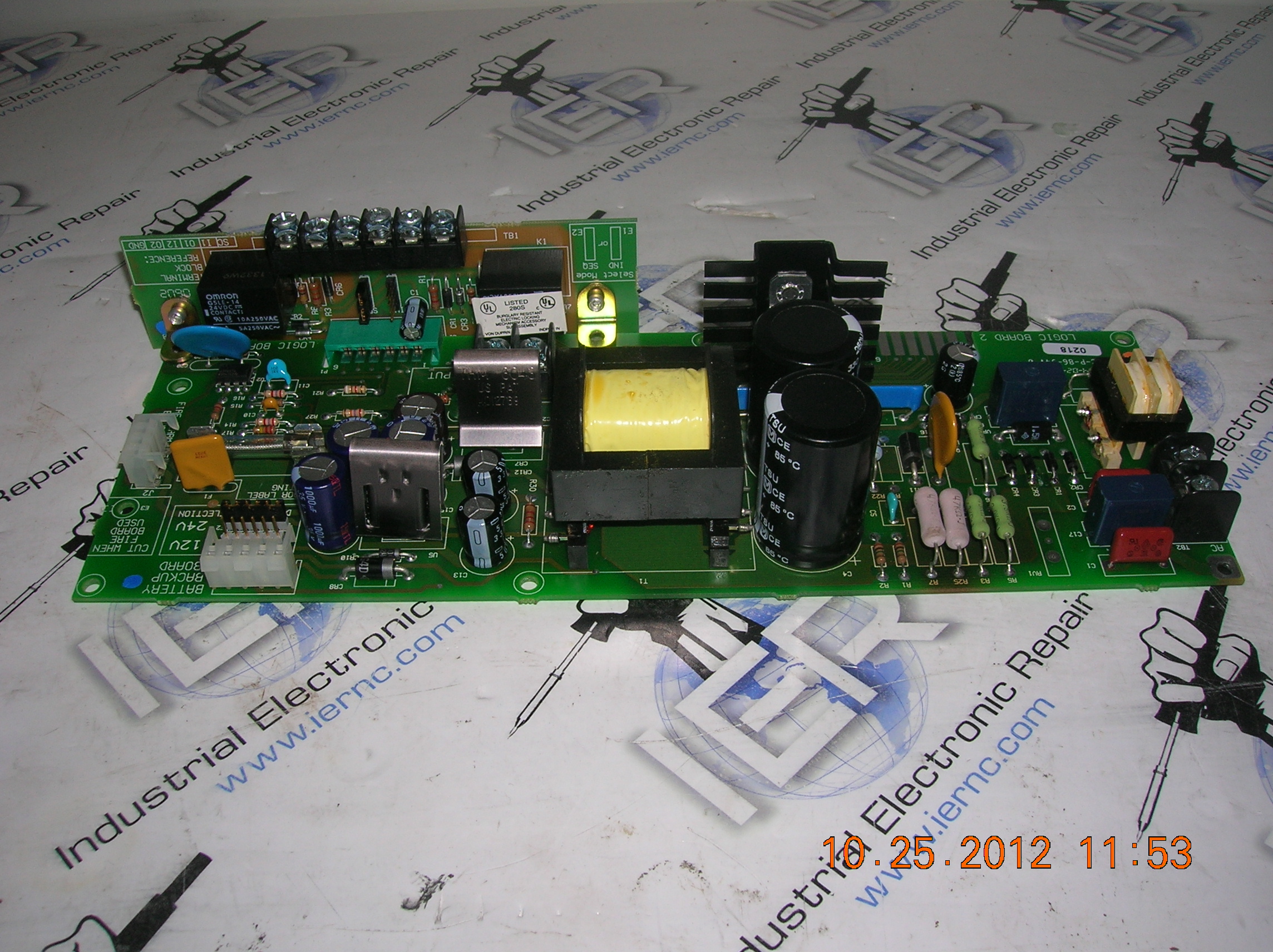 Omron PC-P-86-94V-0 industrial electronic unit