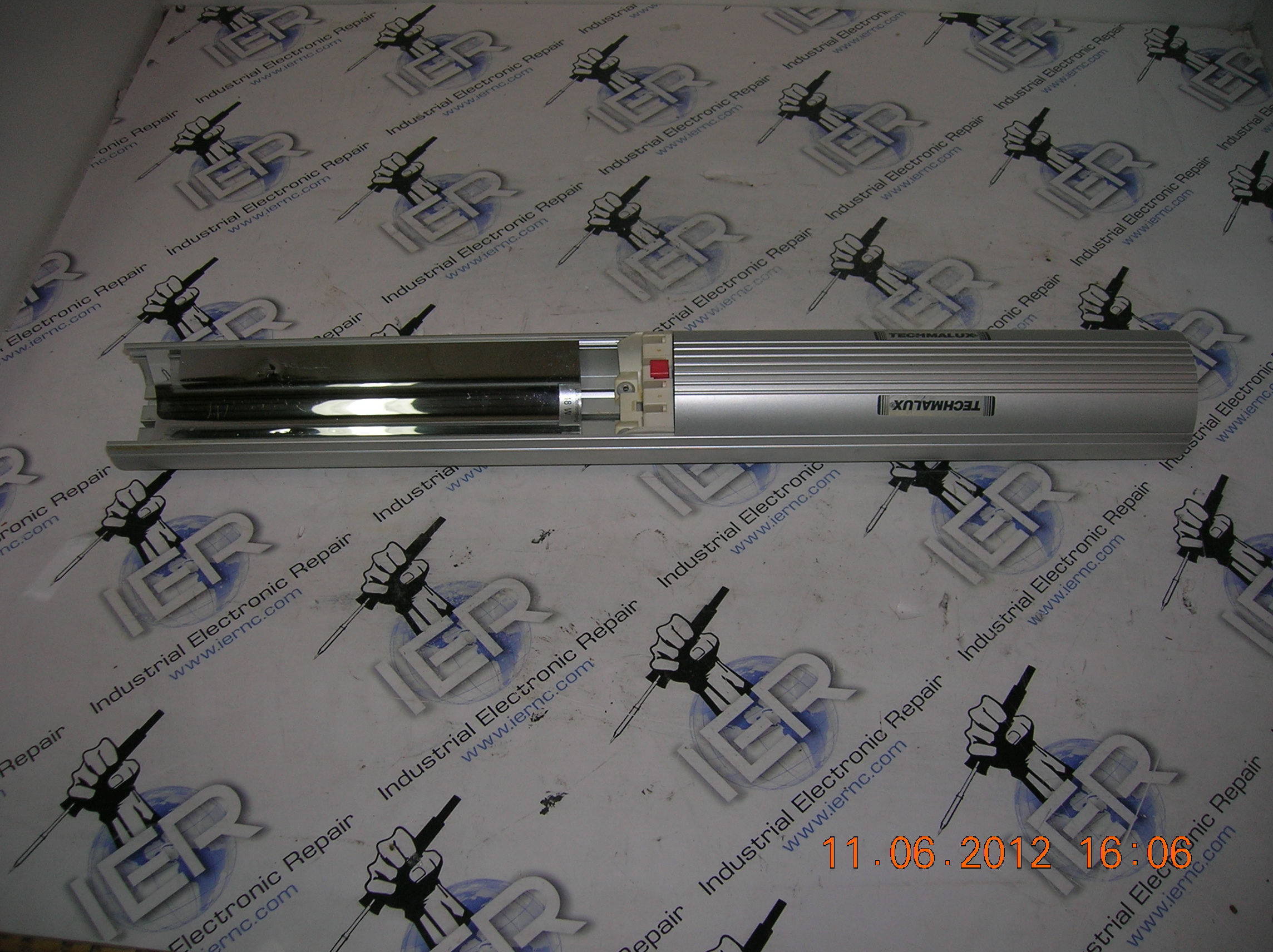 Techmalux KE/418 industrial electronic unit