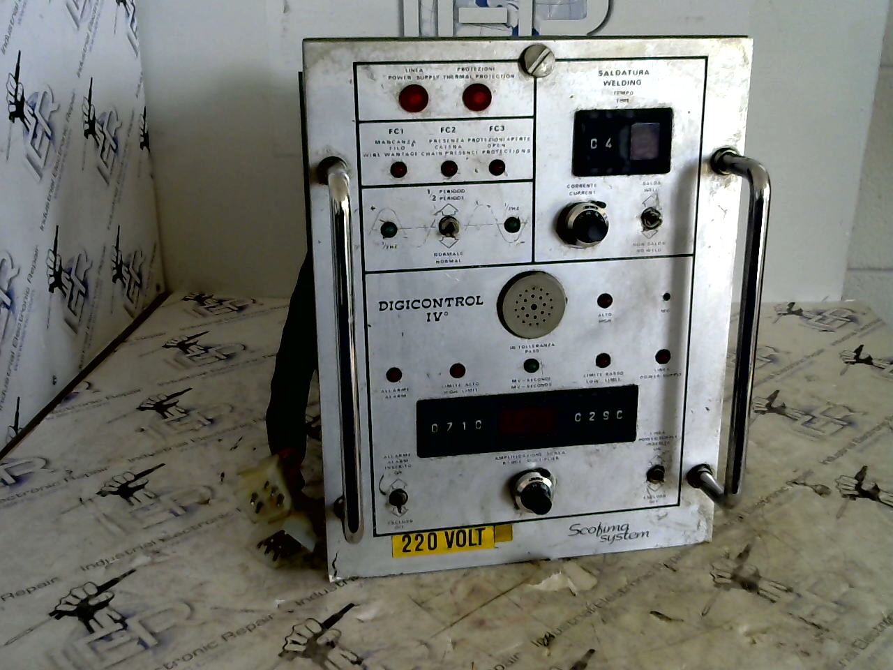 Scofina System Digicontrol IV industrial electronic unit